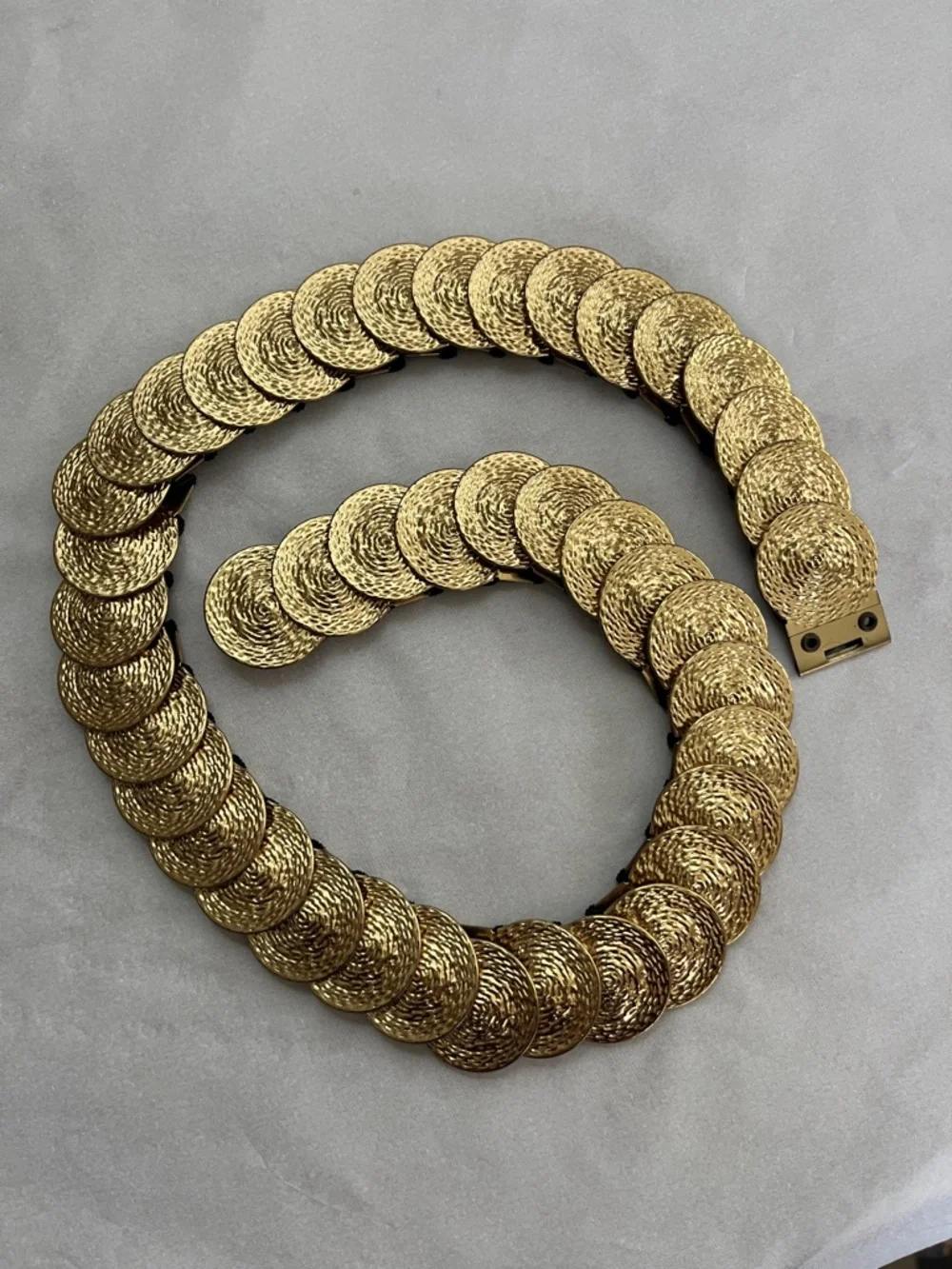 Vintage 90s Gold Coin Link Stretch Waist Belt by 94 GRD - Picture 4 of 6